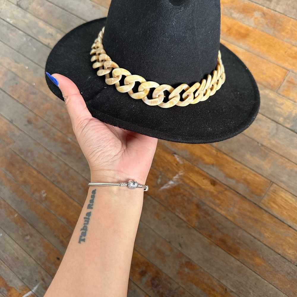 Stylish Black Hat with Chain Accent
